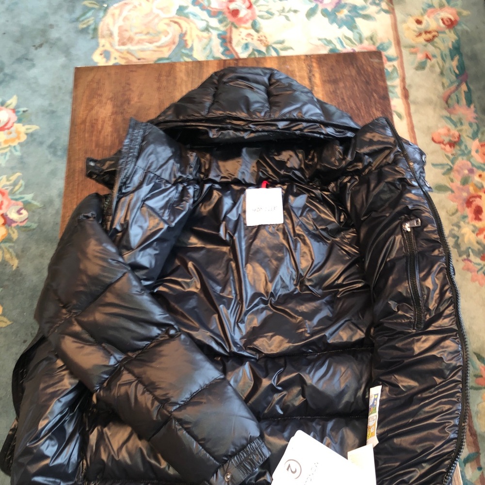 Moncler - Picture 2 of 6